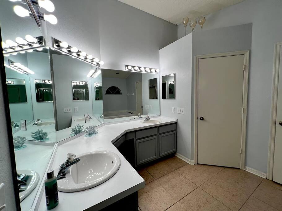 Tampa Getaway Pool House Βίλα Εξωτερικό φωτογραφία